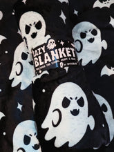 Cargar imagen en el visor de la galería, Evil Ghost Frazada
